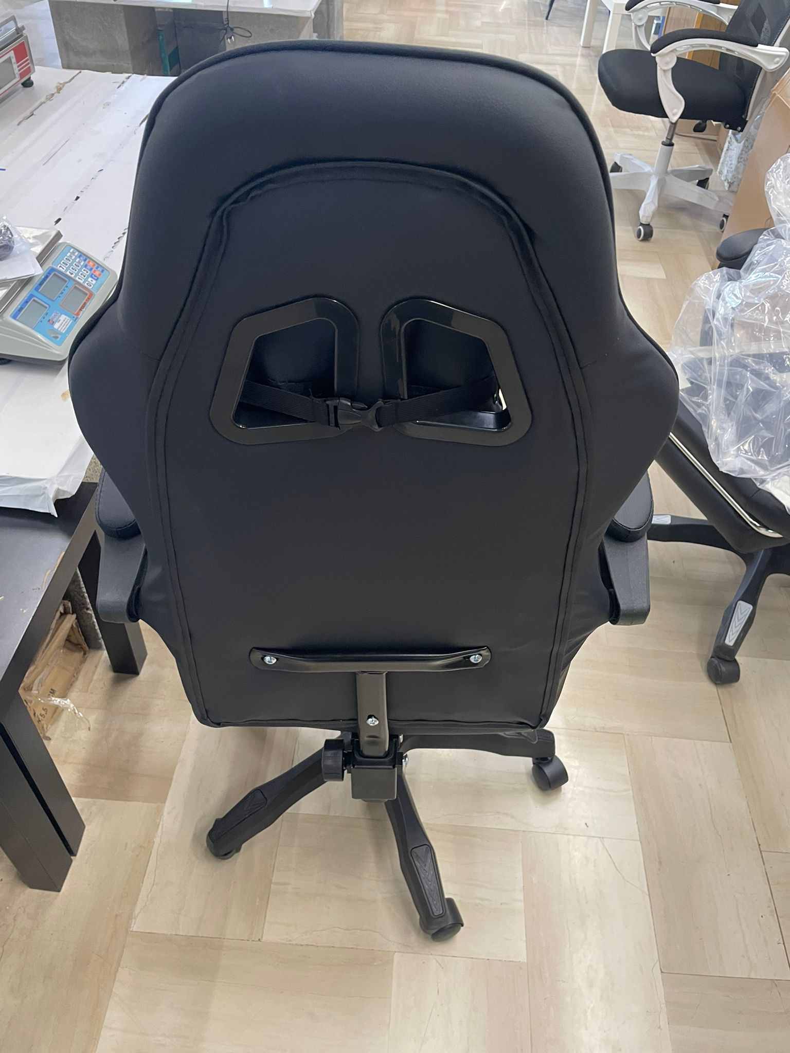 Sedia da Gaming Ergonomica Regolabile | Comfort e Prestazioni per Gamer e Lavoratori